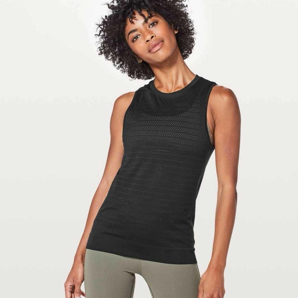 Lululemon Athletica Breeze By Muscle Tank II size 4
